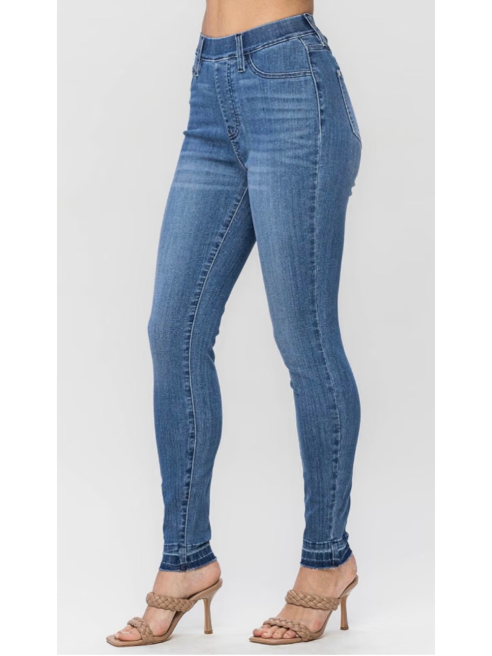 Judy Blue Skinny Jeans Released Hem Edgy Modern Casual Chic Size 11/30 GUC
